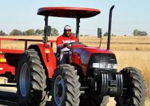 Traktörler 4wd Case IH JX 80 Staddle