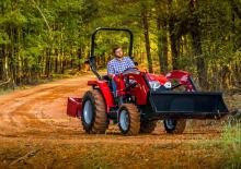 Traktörler 4wd Massey Ferguson MF 1840 E
