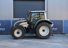 Traktörler 4wd Valtra N122