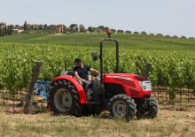 Traktörler 4wd McCormick X3.060F