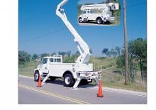 Trailer Mounted Articulating Boom Lifts Altec A55-OC