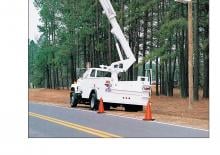 Trailer Mounted Articulating Boom Lifts Altec L36A