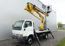 Trailer Mounted Articulating Boom Lifts Oil & Steel Snake 179 City