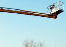 Trailer Mounted Articulating Boom Lifts Oil & Steel Snake 2816