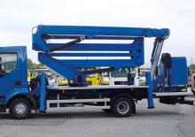 Trailer Mounted Articulating Boom Lifts Klubb VAT 82 NF