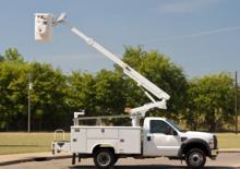 Truck Mounted Telescopic Boom Lifts Altec AT200A