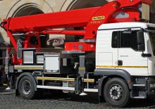 Truck Mounted Telescopic Boom Lifts Palfinger P 370 KS E