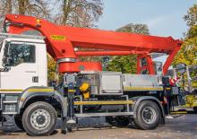 Truck Mounted Telescopic Boom Lifts Palfinger P 370 KS