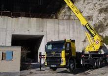 Truck Mounted Telescopic Boom Lifts Bronto Skylift S 52 XDT