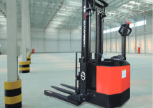 Walkie Stackers EP ES18-40WA