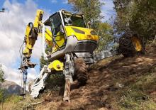 Walking Excavators Menzi M335