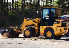 Wheel Loaders Caterpillar 904 B
