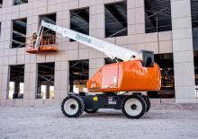 Wheeled Telescopic Boom Lifts Snorkel 660SJ
