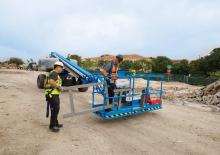 Wheeled Telescopic Boom Lifts Genie S-60 HF 