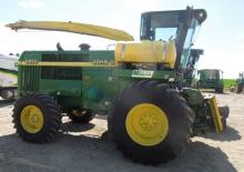 Yem biçerdöverleri 2-wd John Deere 6850