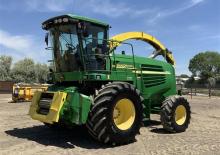 Yem biçerdöverleri 2-wd John Deere 7800