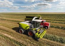 Yem biçerdöverleri 4-wd Claas Jaguar 870