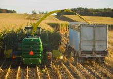 Yem biçerdöverleri 4-wd John Deere 7250
