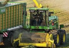 Yem biçerdöverleri 4-wd John Deere 7550 i ProDrive-ASR