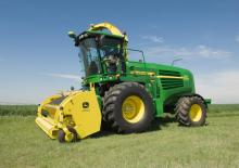 Yem biçerdöverleri 4-wd John Deere 7950 i ProDrive-ASR