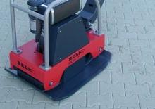 Ters Çevrilebilir Titreşimli Plaka Sıkıştırıcılar Delko SRD 34 F