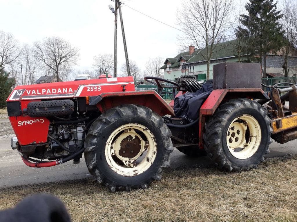 Valpadana 2533 Synchro RS 4WD Tractor Specs (1996 2000) LECTURA Specs