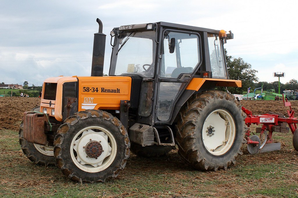 Renault 58-34 MX A 4WD Tractor Specs & Dimensions (1990 - 1994