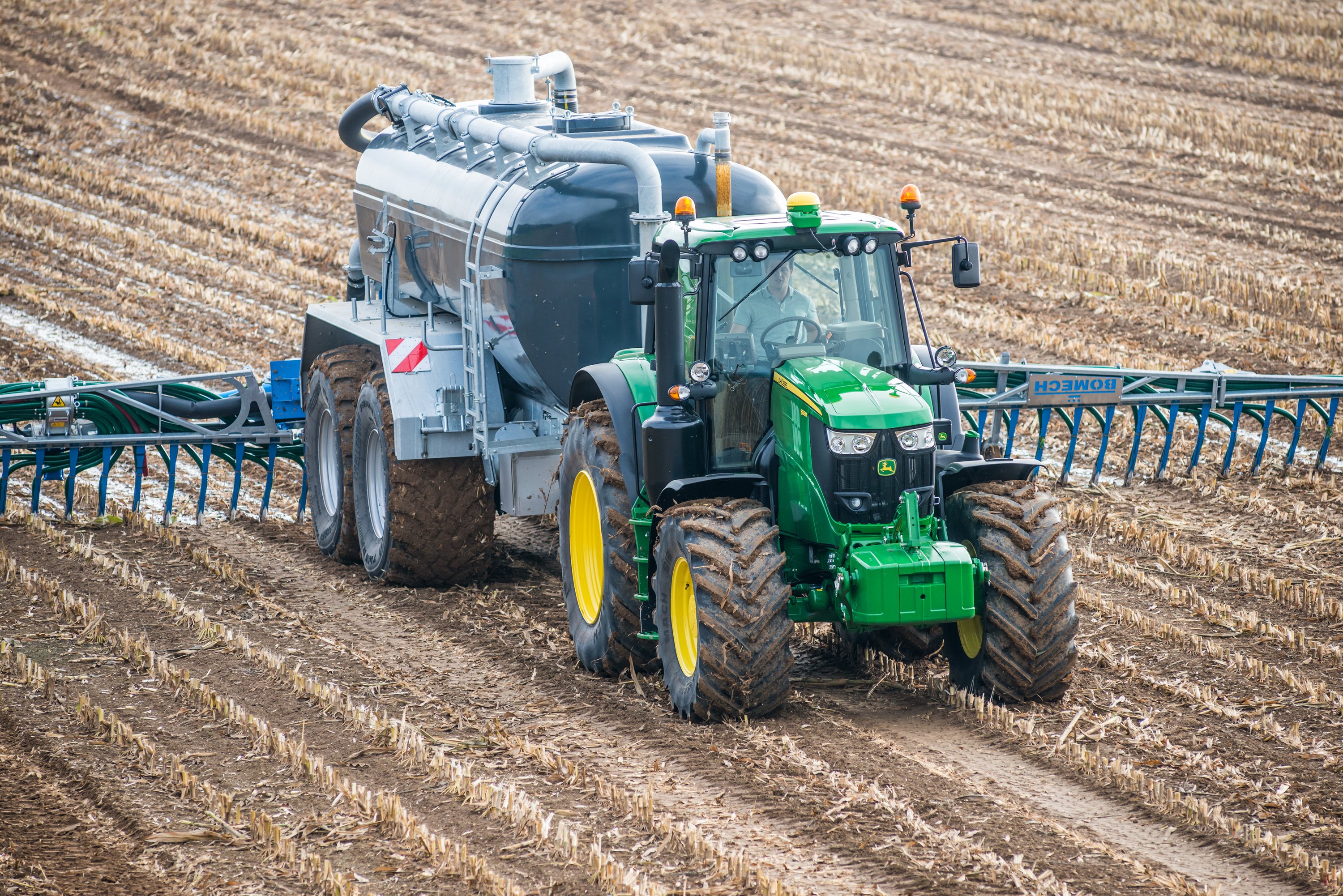 John Deere – Tractor – 6195M – LET WEB SMEs