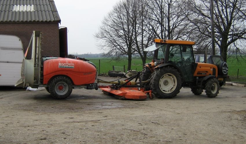 Renault Dionis 140 4WD Tractor Specs & Dimensions (2002 - 2004 ...