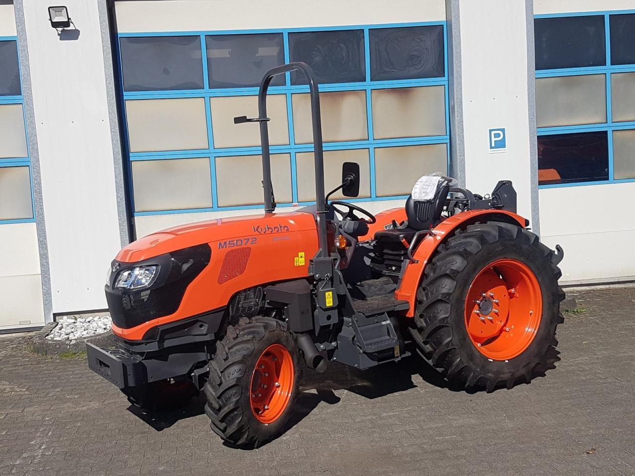 Kubota M5072NQ36-EC 4WD Tractor Specs & Dimensions (2022 - 2025