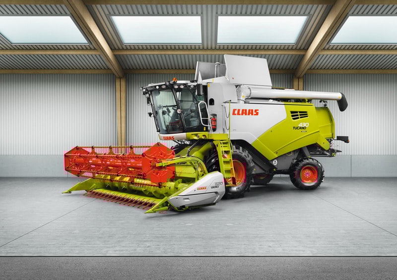 Claas Tucano 320
