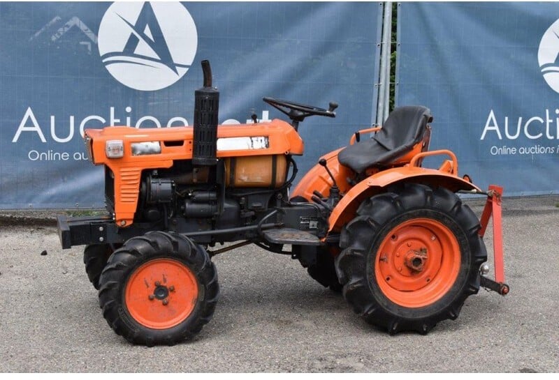 Kubota B7100 Specifications & Technical Data (19761985) LECTURA Specs