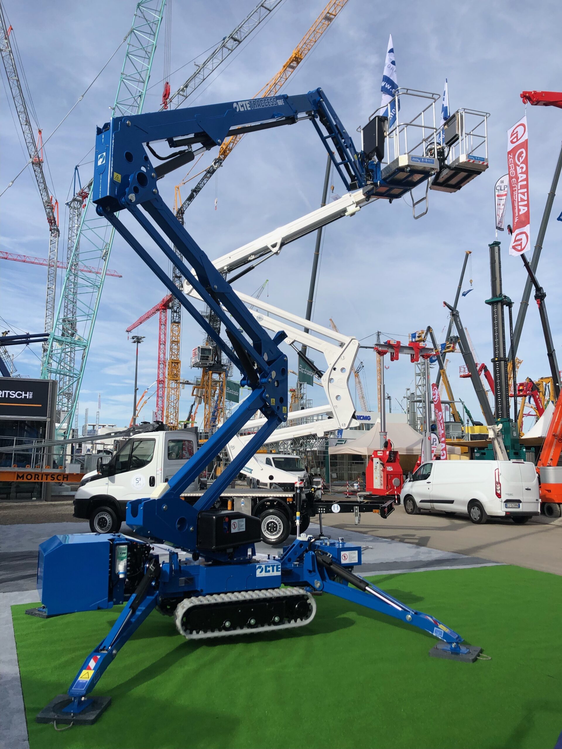 CTE Traccess 160 E Specs (2022 2024) Crawler Articulating Boom