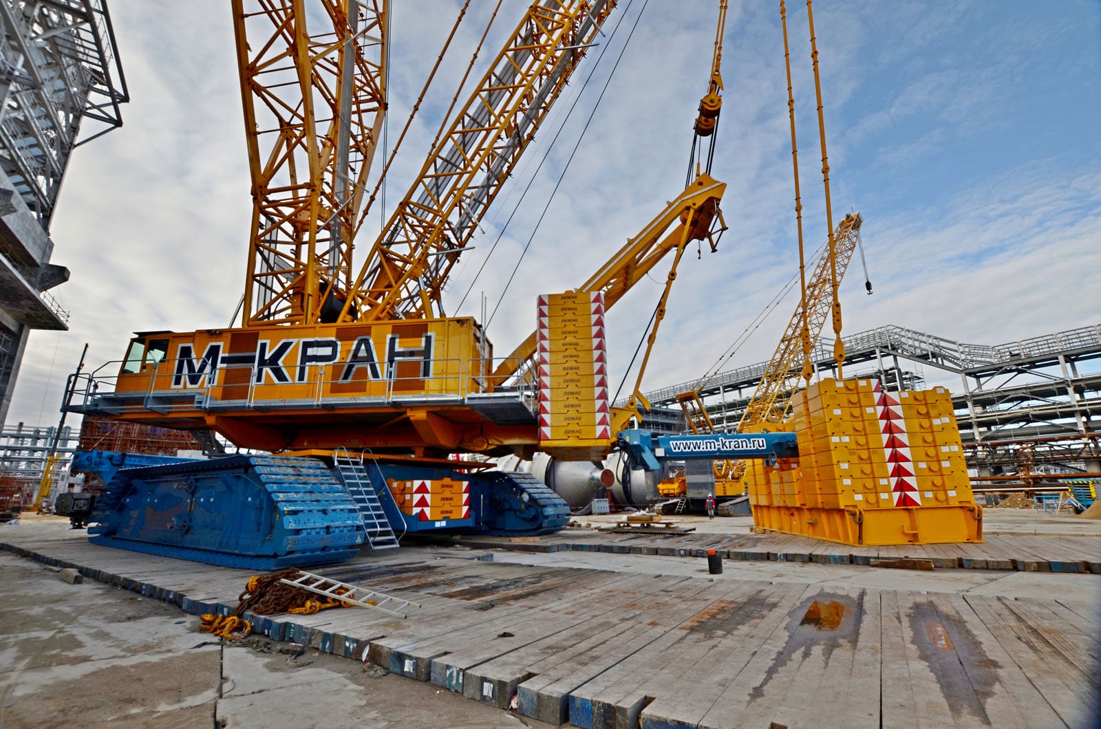 未開封品 TEREX CC8800 Terex-Demag CC 8800 crane - load chart, specs \u0026 dimensions (2002