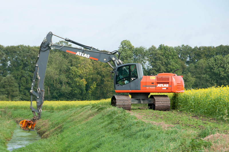 Atlas 240 LC excavator specs (2010 - 2019) | Diggers