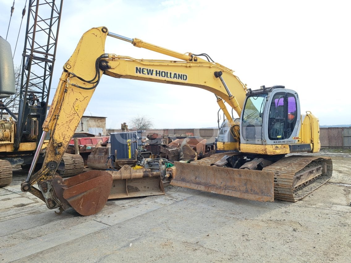 New Holland E235SR excavator specs (2006 - 2025) | Diggers