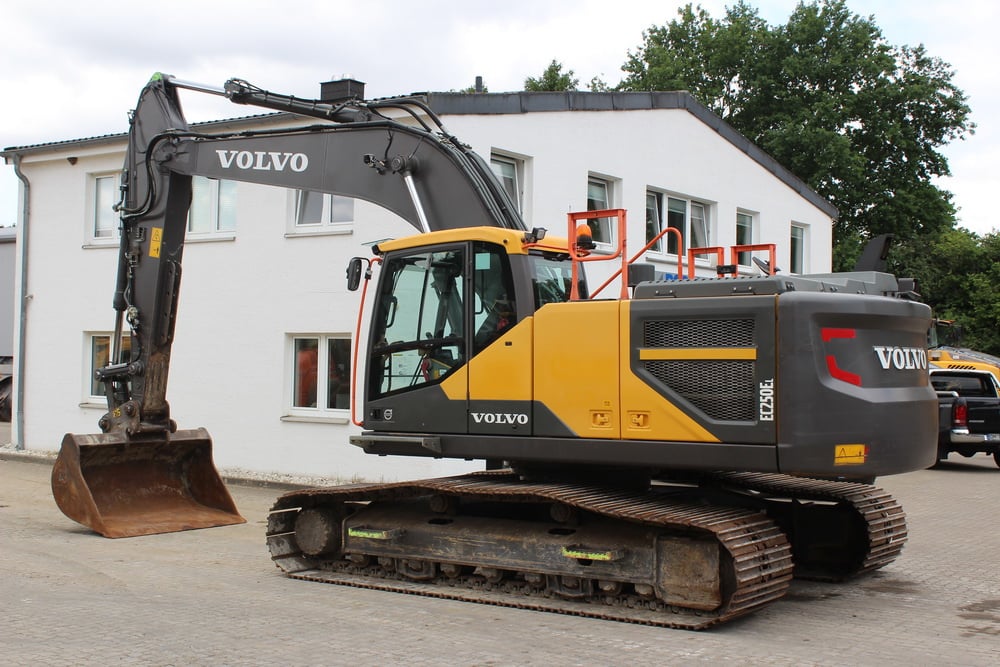 Volvo EC250EL excavator specs & dimensions (2021 - 2025