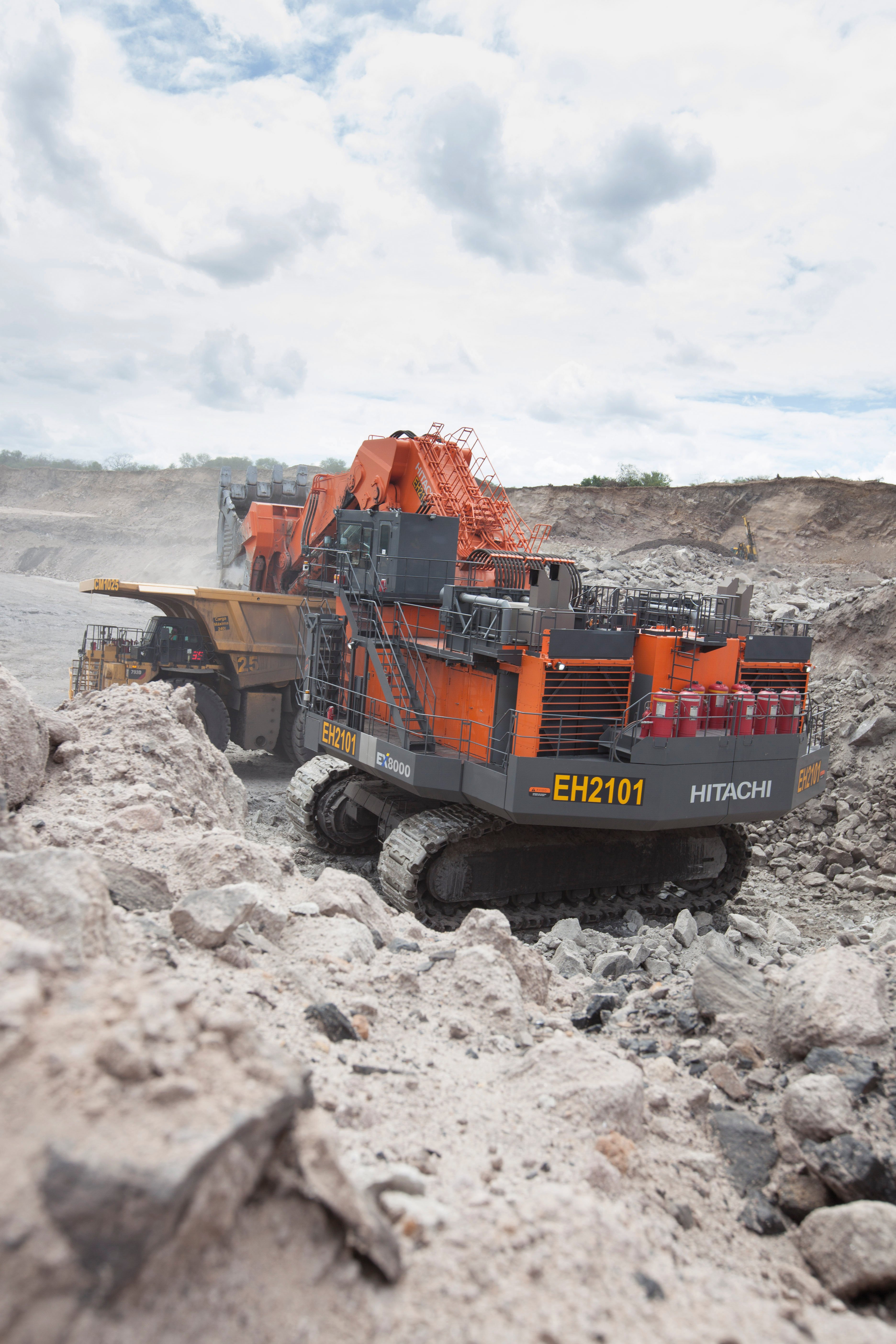 Hitachi EX 8000-6 excavator specs & dimensions (2010 - 2012