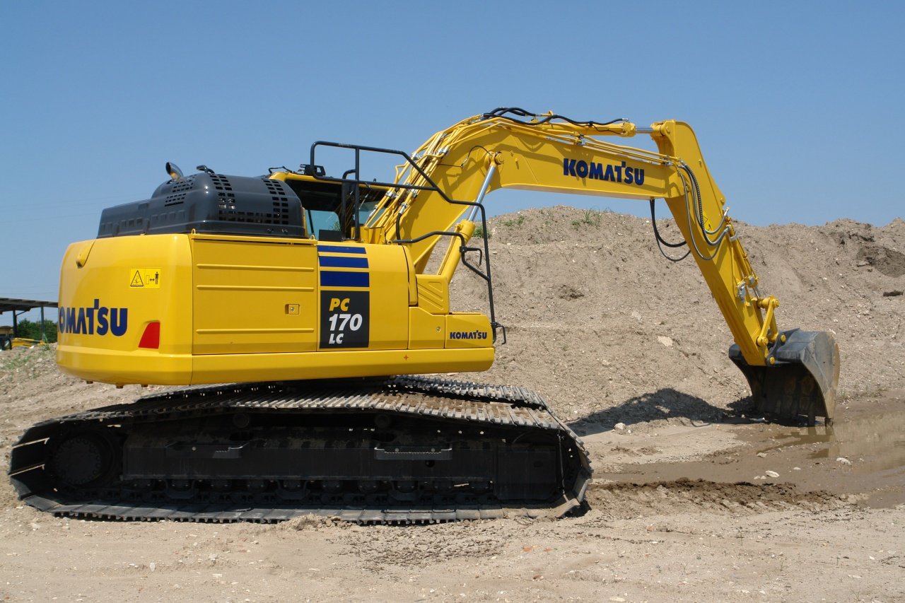 Komatsu PC170LC11 LGP excavator specs (2020 2024) Diggers