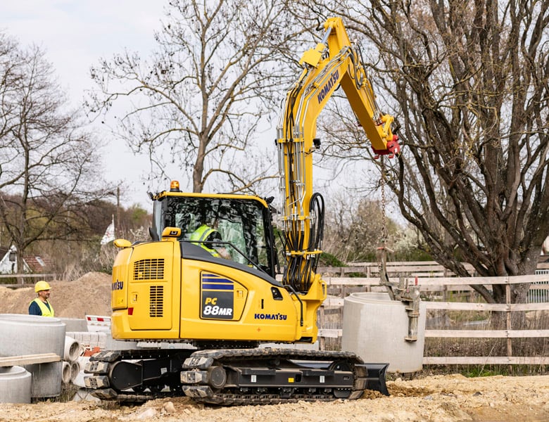 Komatsu PC88MR-11E0 excavator specs & dimensions (2021