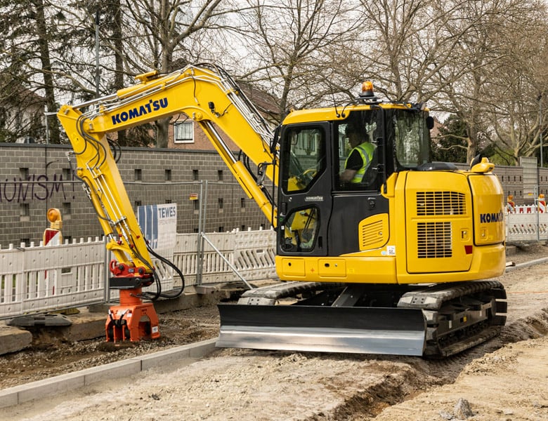 KOMATSU コマツ　PC 88MR New Komatsu PC88MR-10 Hydraulic Excavator for Sale in KS and