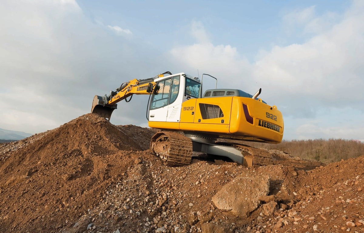 Liebherr R 922 excavator specs & dimensions (2013 - 2019