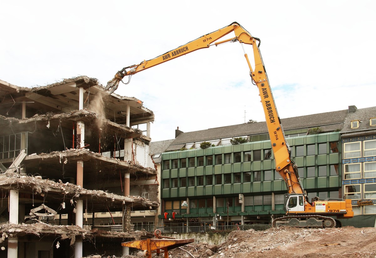 Liebherr r top 974