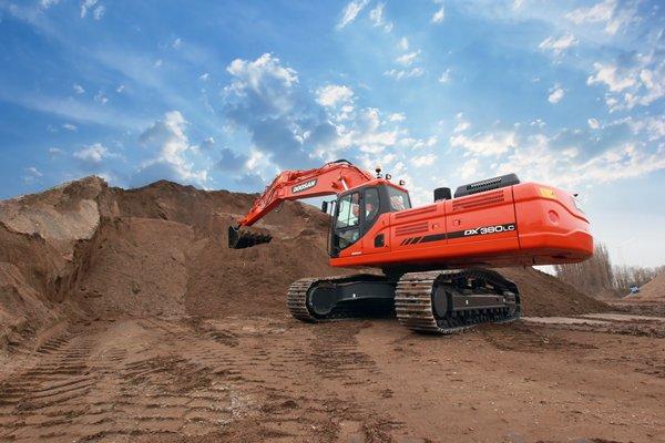 Doosan DX380LC-3 excavator specs & dimensions (2012 - 2017