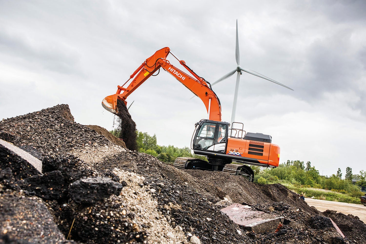 Hitachi ZX300LC-6 excavator specs & dimensions (2016 - 2021