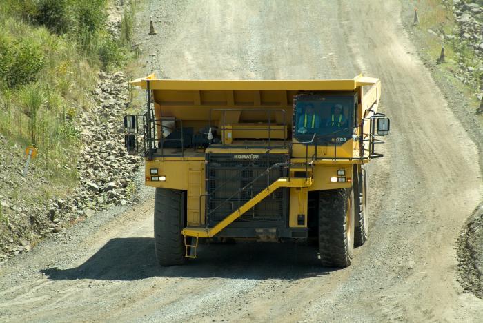 Komatsu HD785-7 Specifications & Technical Data (2006-2019