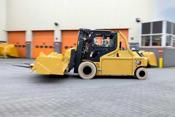 Counterbalanced forklift - EP16-20(C)N2 - Cat Lift Trucks