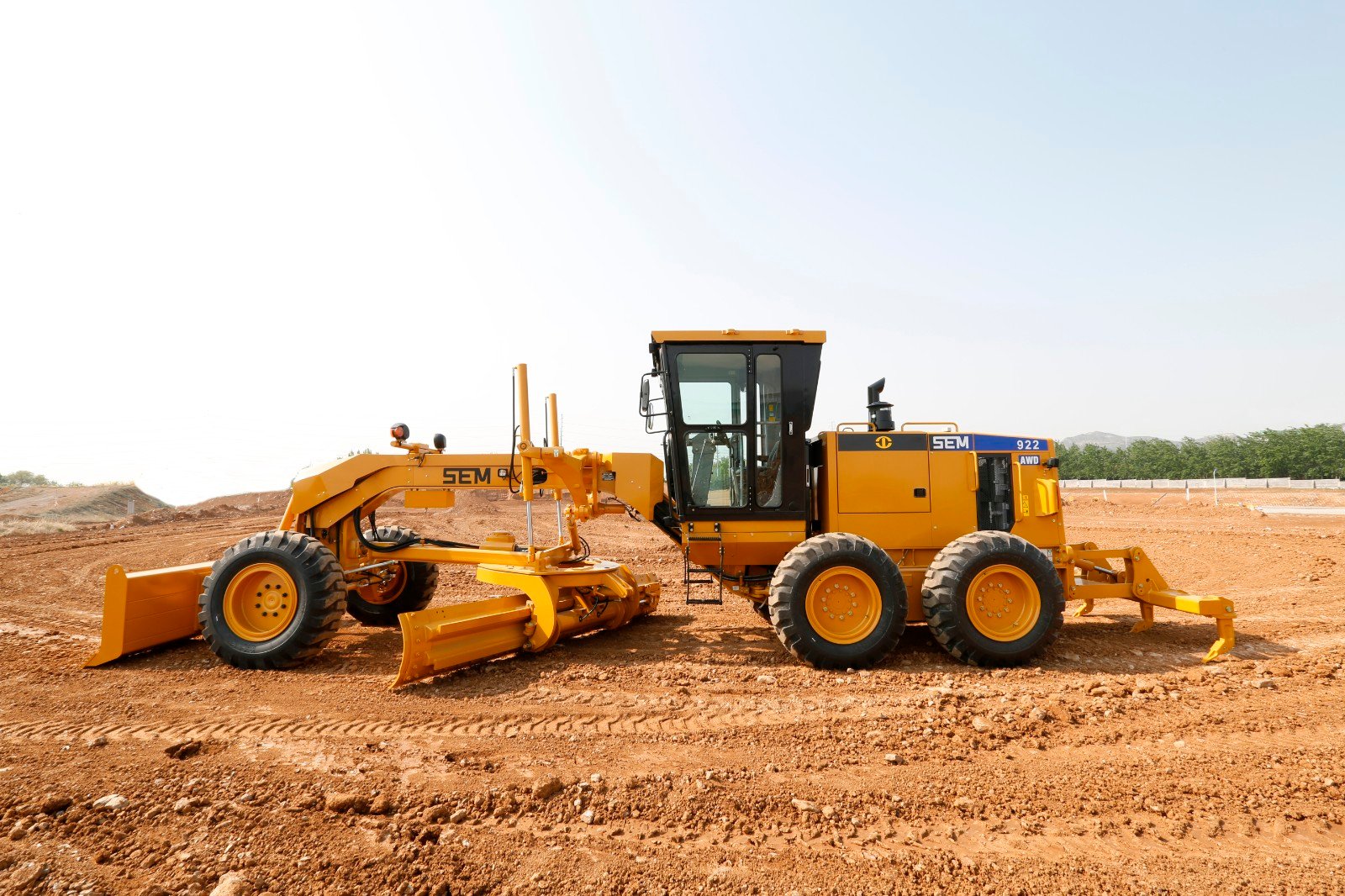SEM 922AWD Specifications & Technical Data (2020-2025