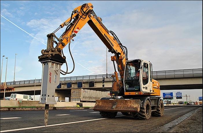 AJCE AB-180F Specifications & Technical Data (2011-2025) | LECTURA Specs