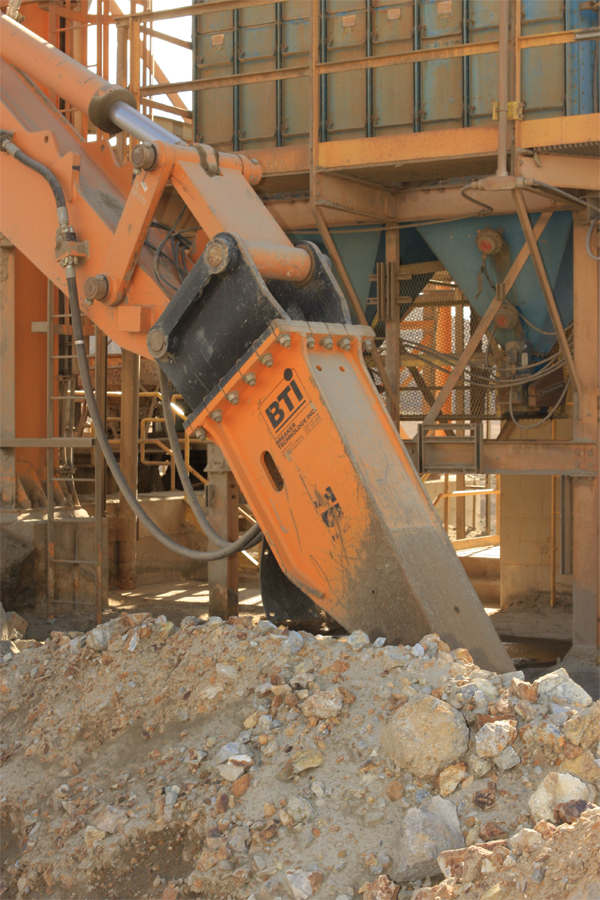 BTi BX40 Specifications & Technical Data (2010-2025) | LECTURA Specs